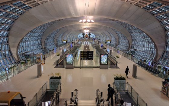 Bangkok Havalimanından Şehre Ulaşım: Suvarnabhumi ve Don Mueang Rehberi (2026)