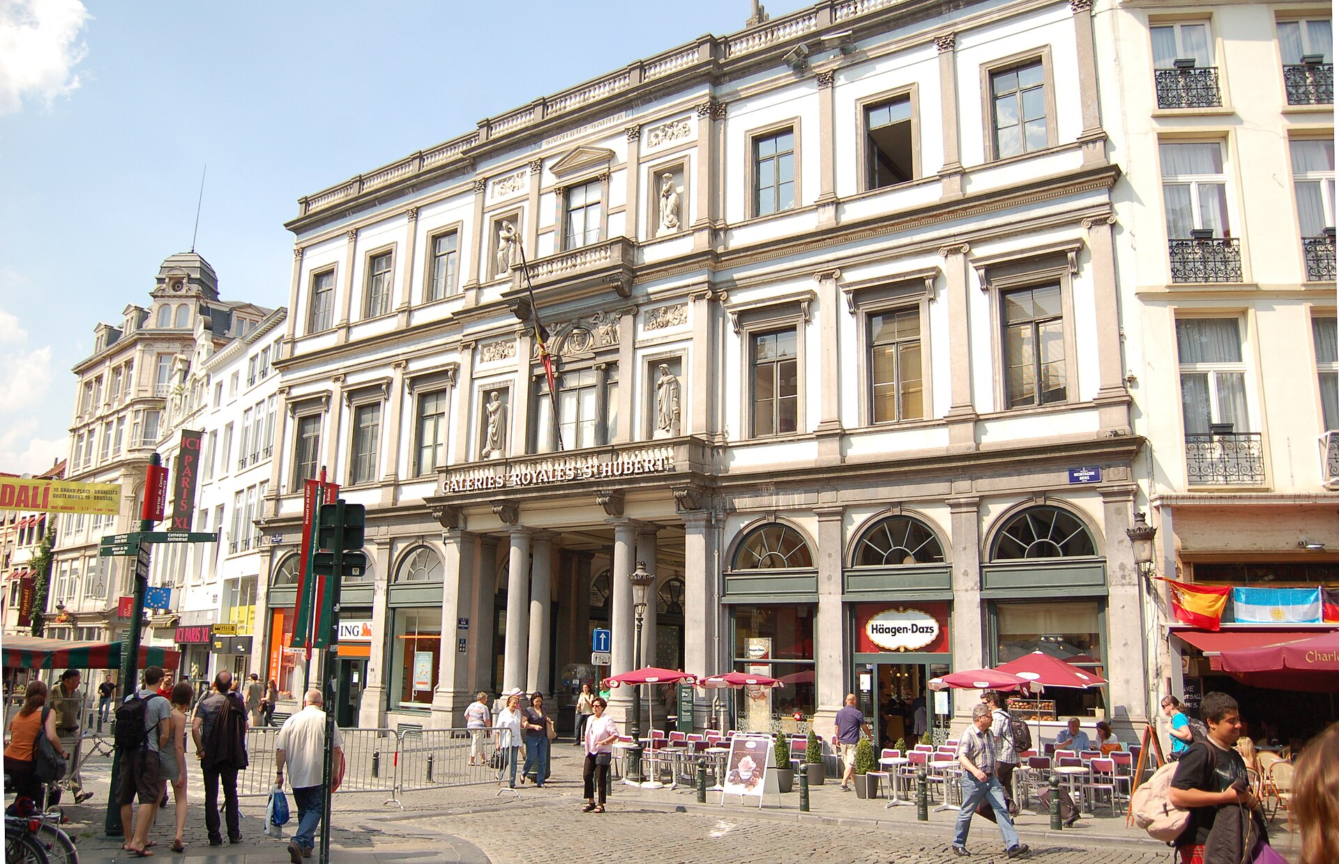 Brüksel Galeries Royales Saint-Hubert pasajı