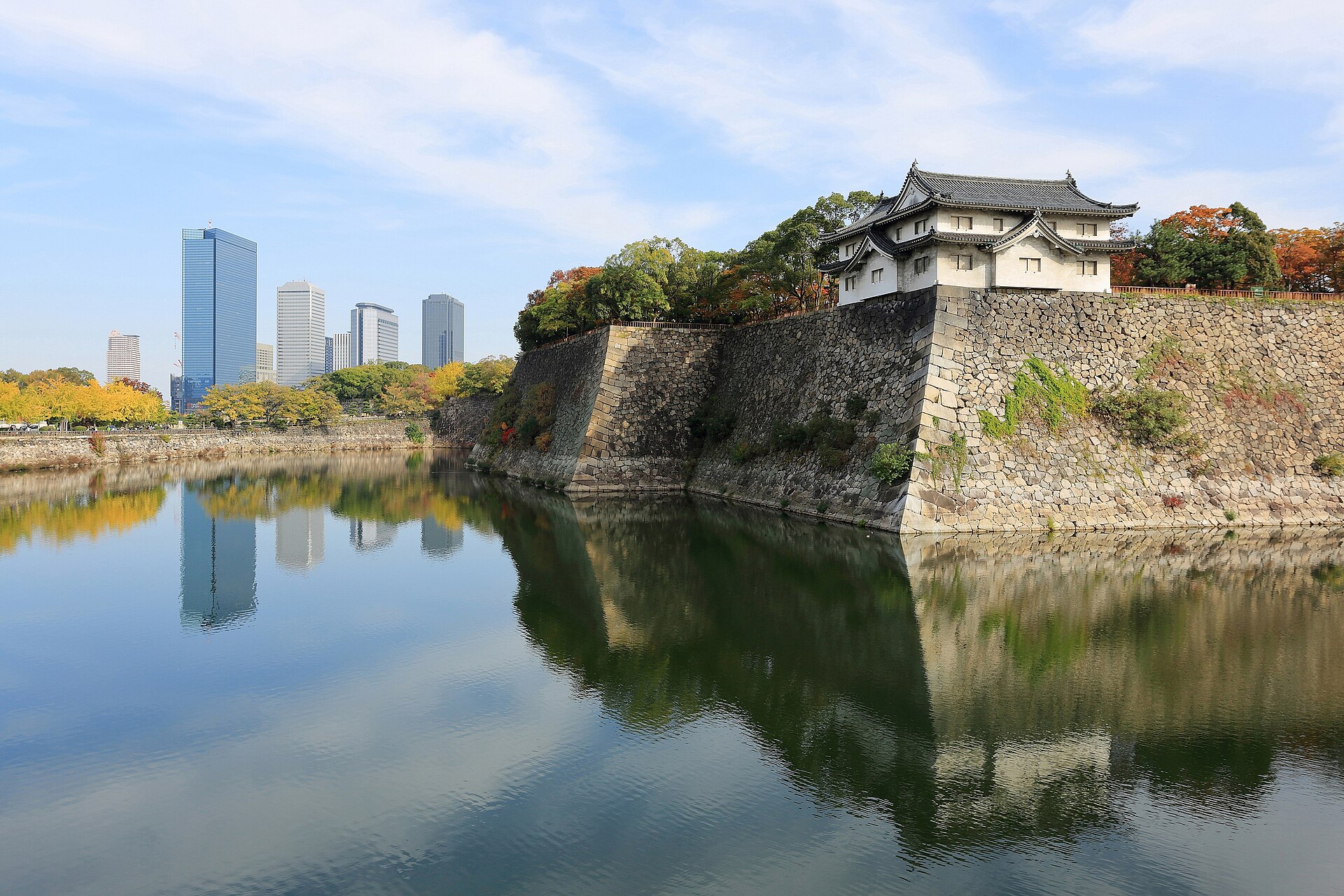 Osaka gezilecek yerler: Osaka Kalesi