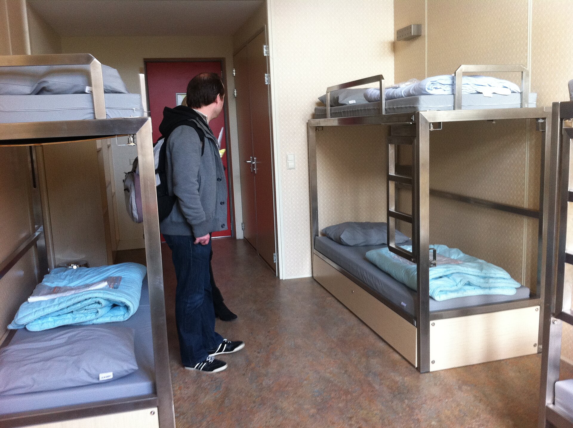 Hostel yatakhane odası
